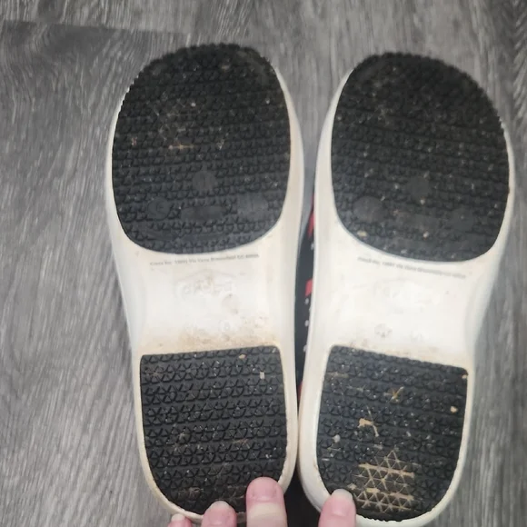 CROCS Black and Red Polka Dot Mules - Picture 4 of 5